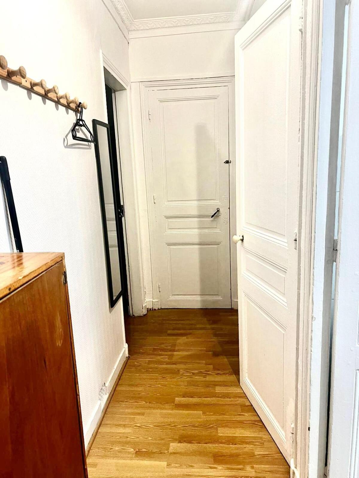 Cosy Apartment In Париж Экстерьер фото