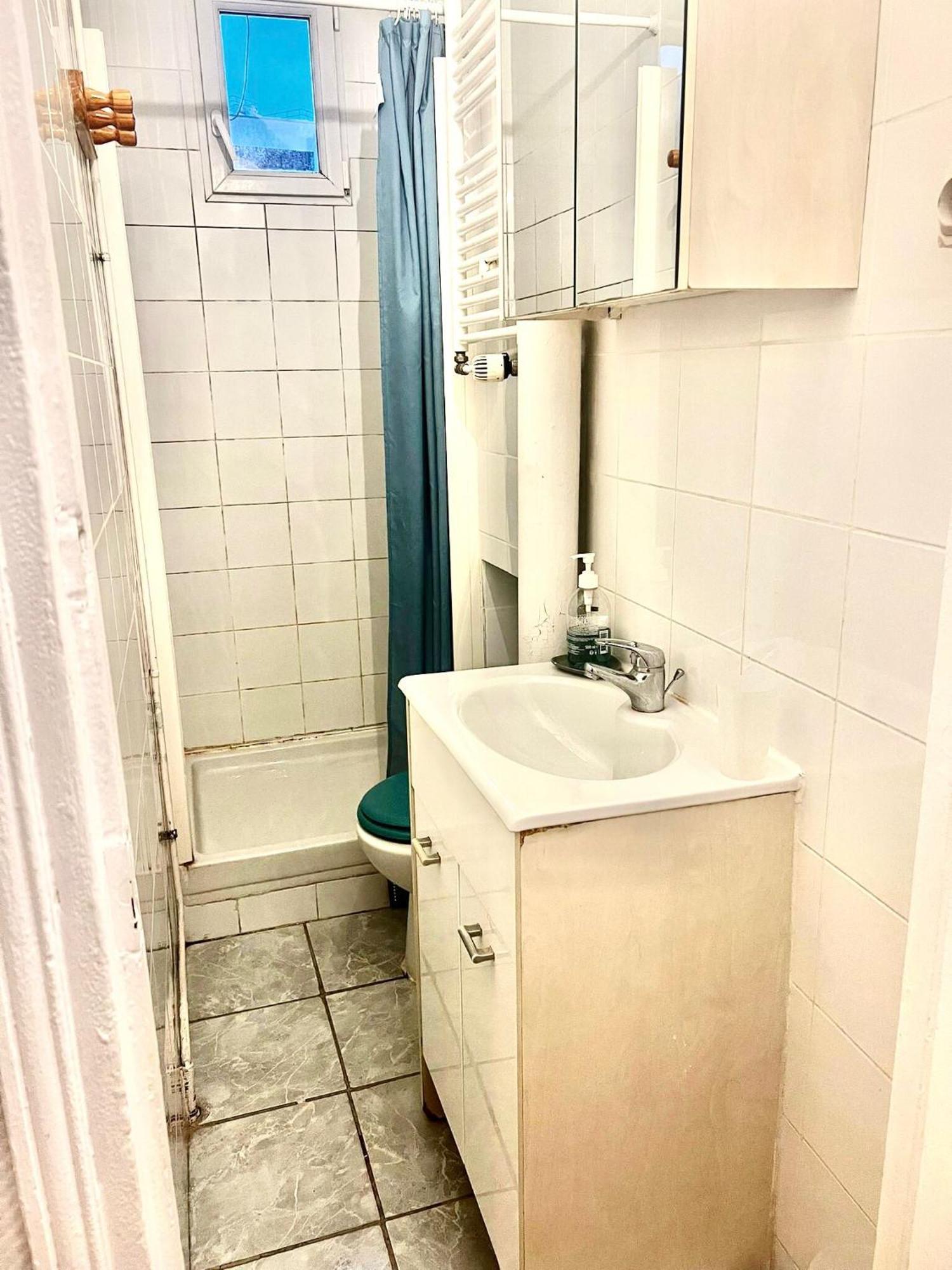 Cosy Apartment In Париж Экстерьер фото