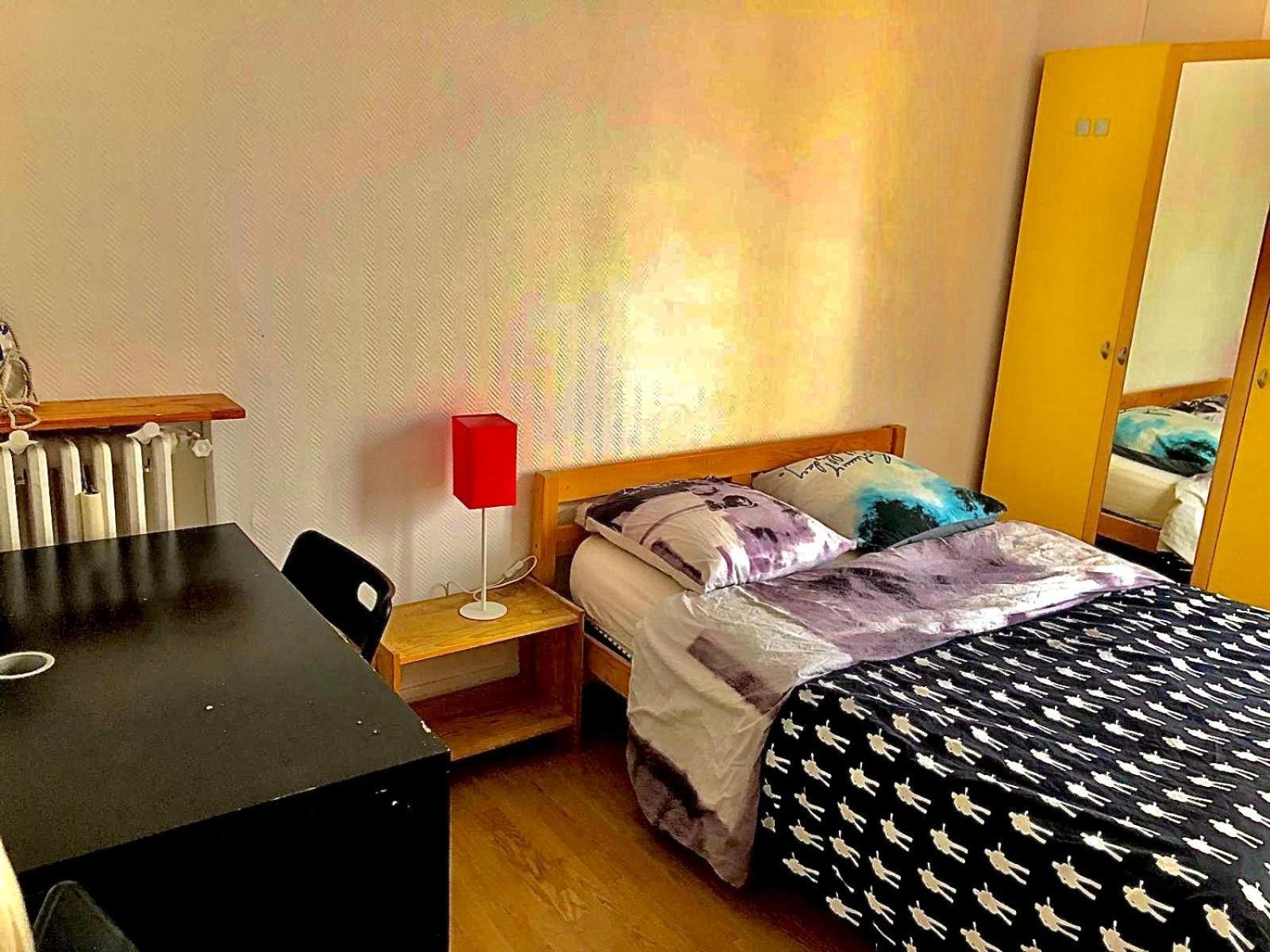 Cosy Apartment In Париж Экстерьер фото