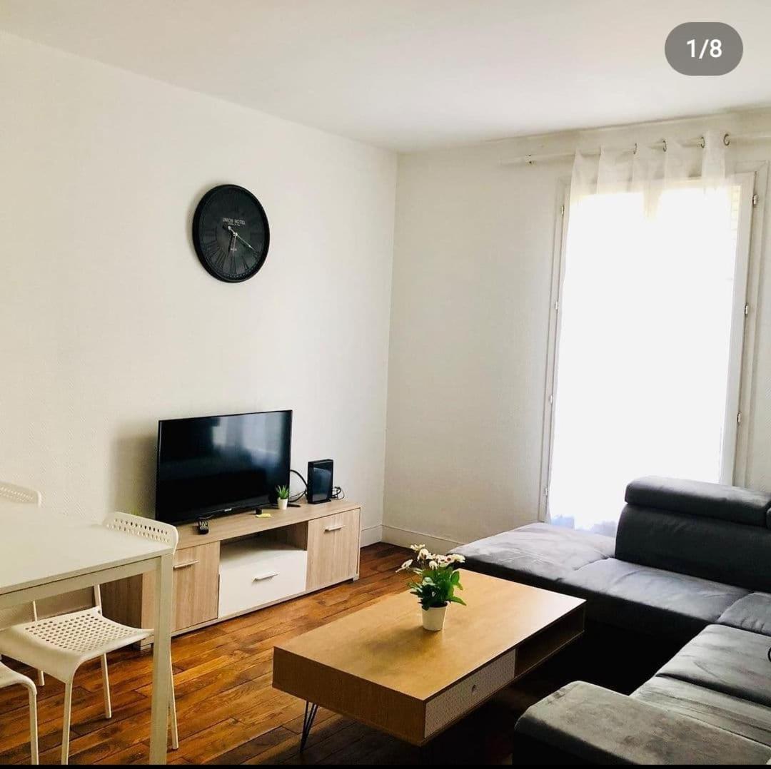 Cosy Apartment In Париж Экстерьер фото